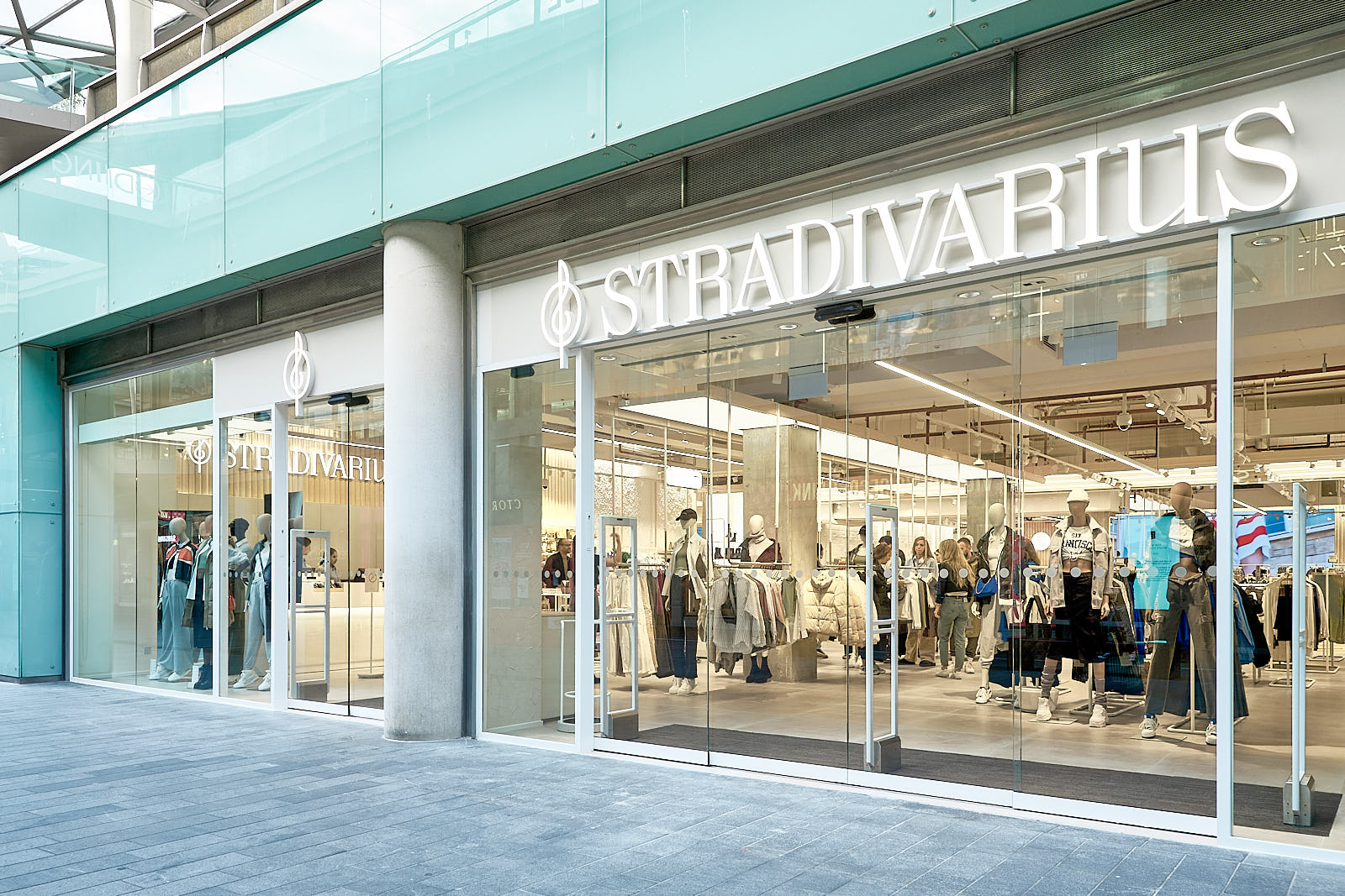 Stradivarius x Liverpool ONE external