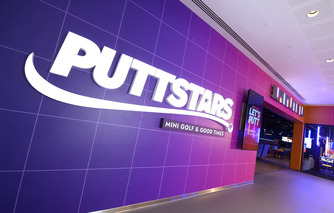 Puttstars x Queensgate 1