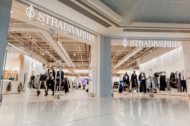 Stradivarius-Lakeside—76