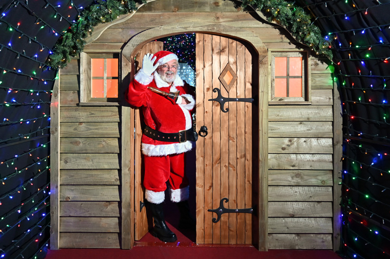 Santa’sGrotto-Thistles006