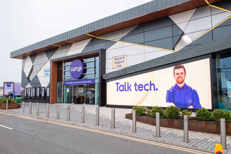 currys-exterior-3