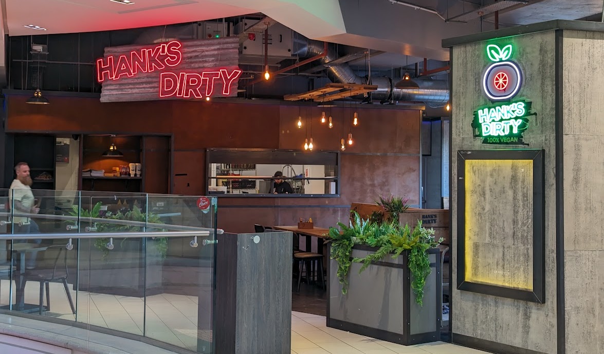 Hank’s Dirty to open permanent Castle Quarter diner