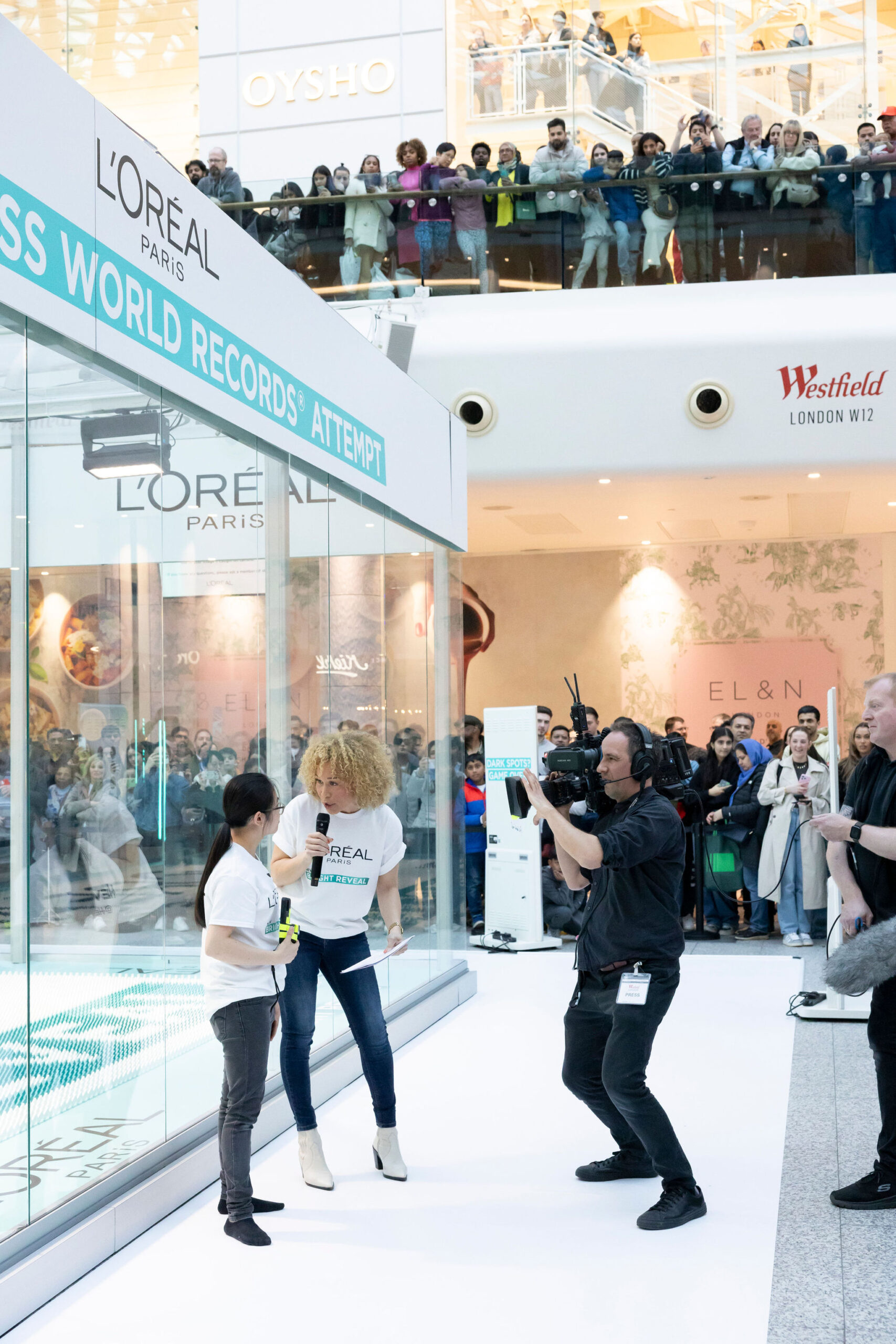 YouTube sensation jets in to break domino toppling world record at Westfield London