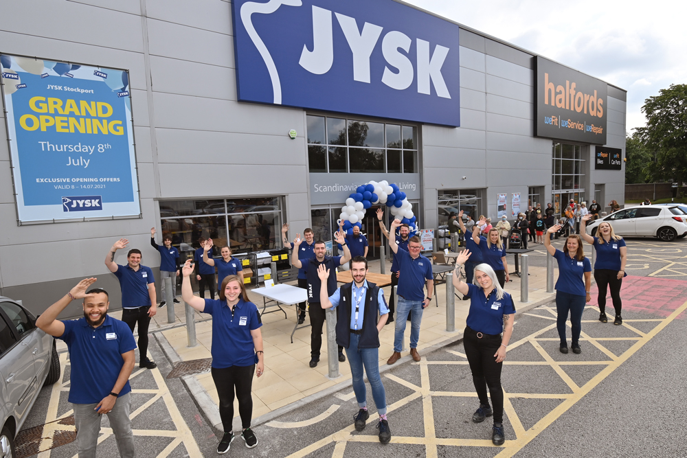 Meet-the-team-at-brand-new-JYSK-Stockport-store—Mark-Flynn-Photography