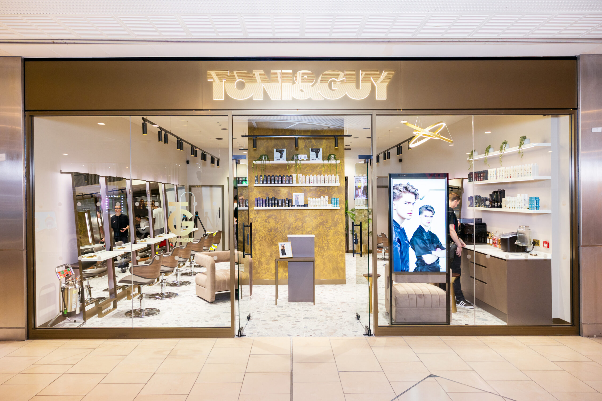 Lakeside Shopping Centre – TONI&GUY 2