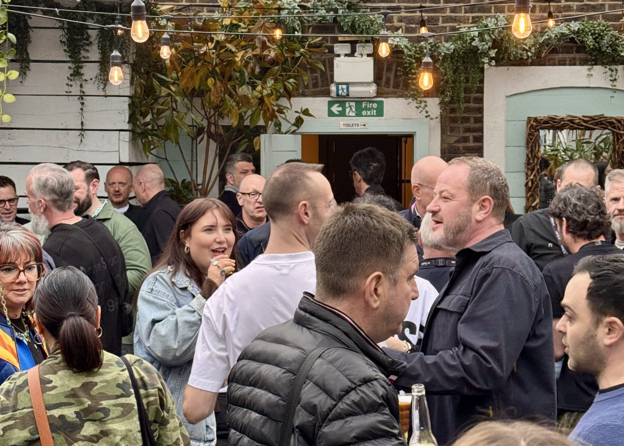 Industry comes together for evening networking event at the Retail VM & Display Show