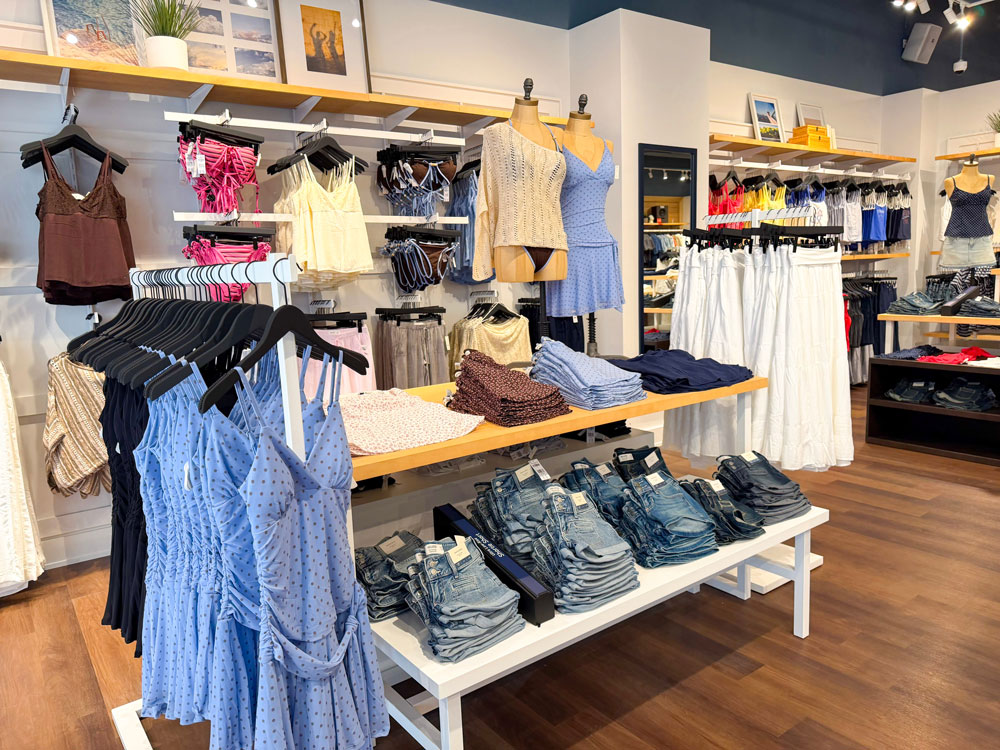 Hollister-Lakeside-2-(1)