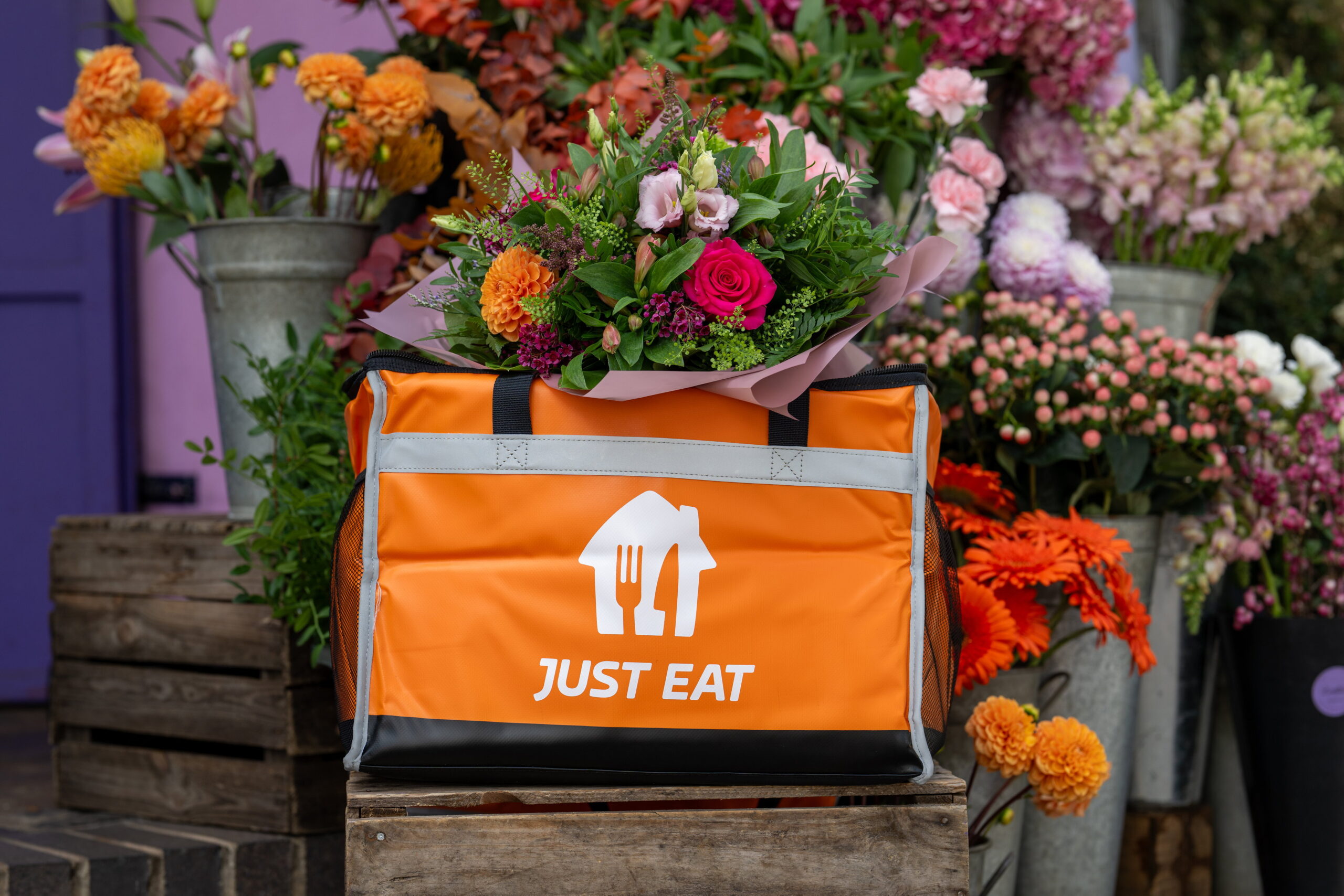 Just Eat flower delivery, Putney, London, 1st October 2026