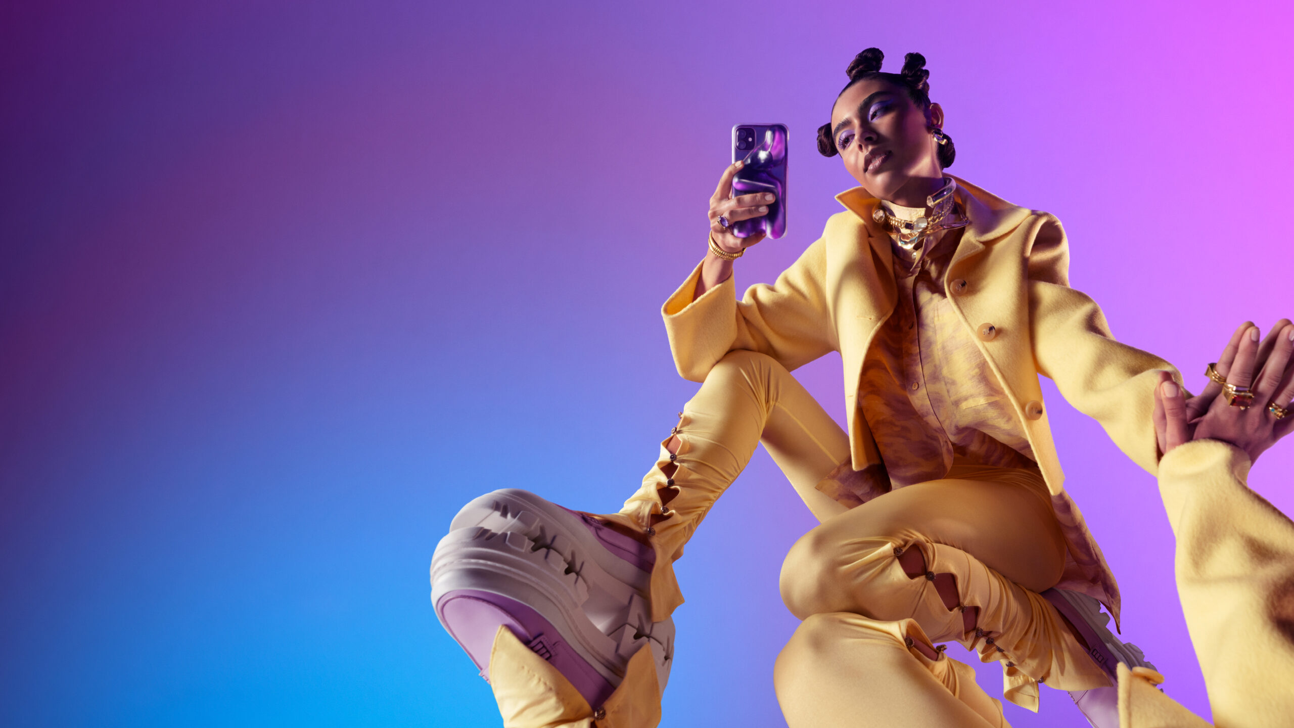 Mobile shopping surges in the UK finds new research from Klarna - A1 Retail Magazine Mobile shopping surges in the UK finds new research from Klarna - A1 Retail Magazine